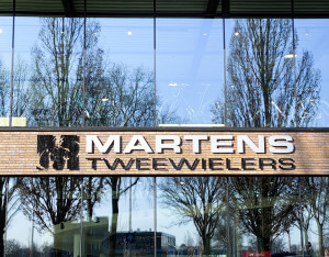 martens-tweewielers-rucphen-signing-belettering-favo-reclame-01.jpg