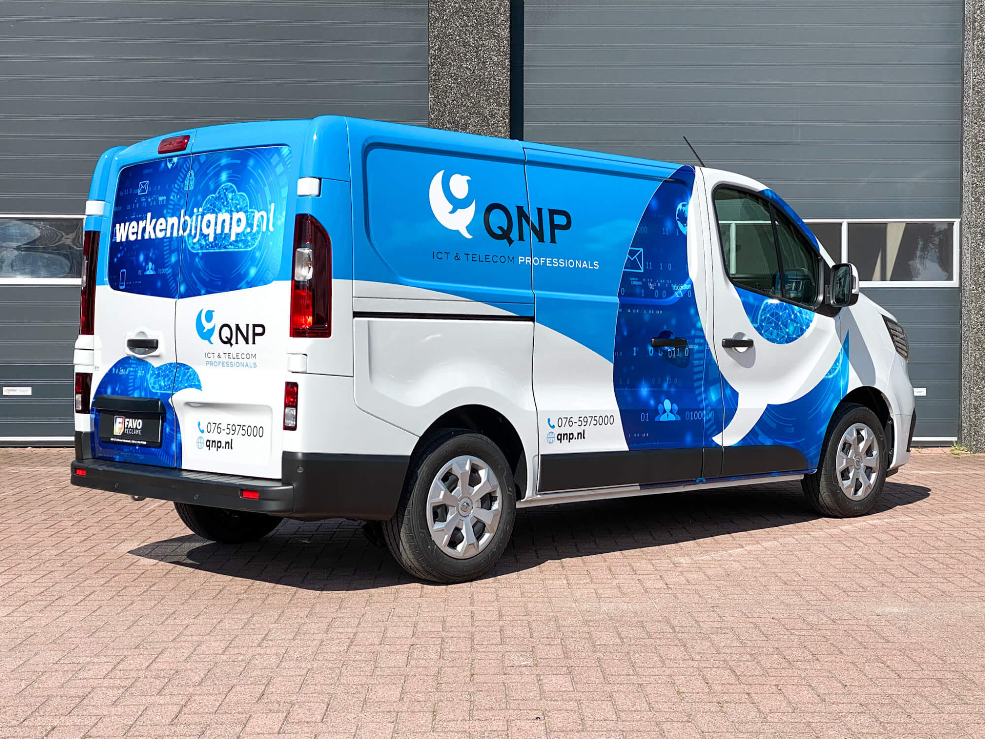 qnp-ict-bedrijfsbus-belettering-favo-reclame-15.jpg