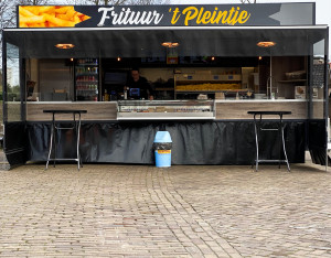 frituur-pleintje-belettering-favo-reclame-01.jpg