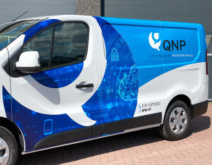 qnp-ict-bedrijfsbus-belettering-favo-reclame-04.jpg